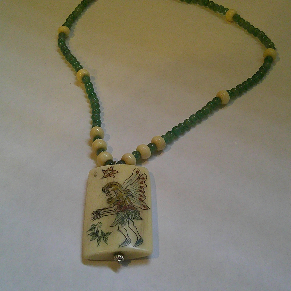 Modern 925 Silver & Aventurine Bone Fairy Scrimshaw Pendant Necklace 21.7g